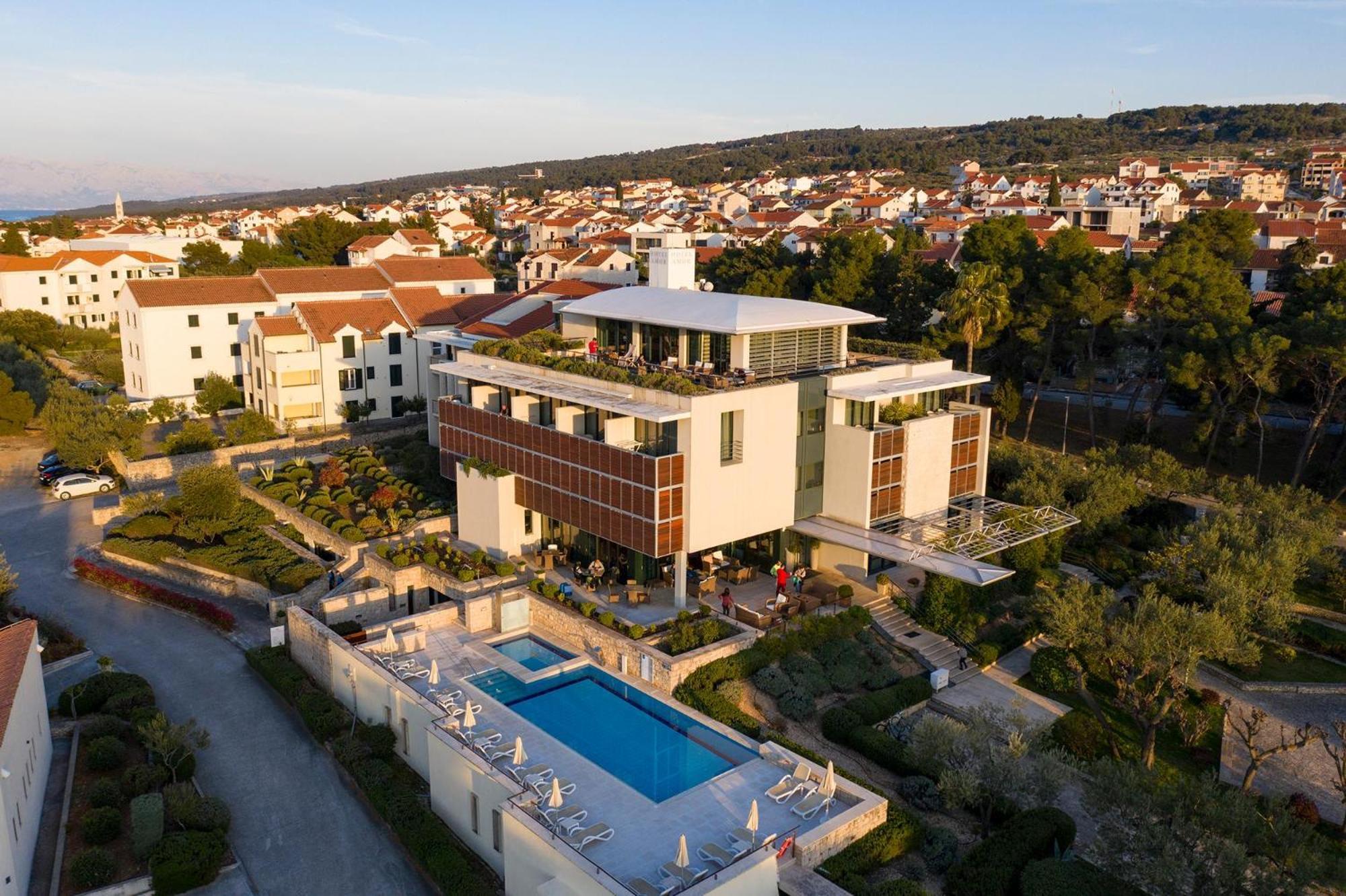 Labranda Velaris Resort Supetar Exterior photo